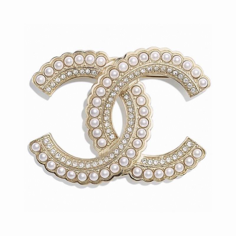 Chanel Brooch 2lyx176